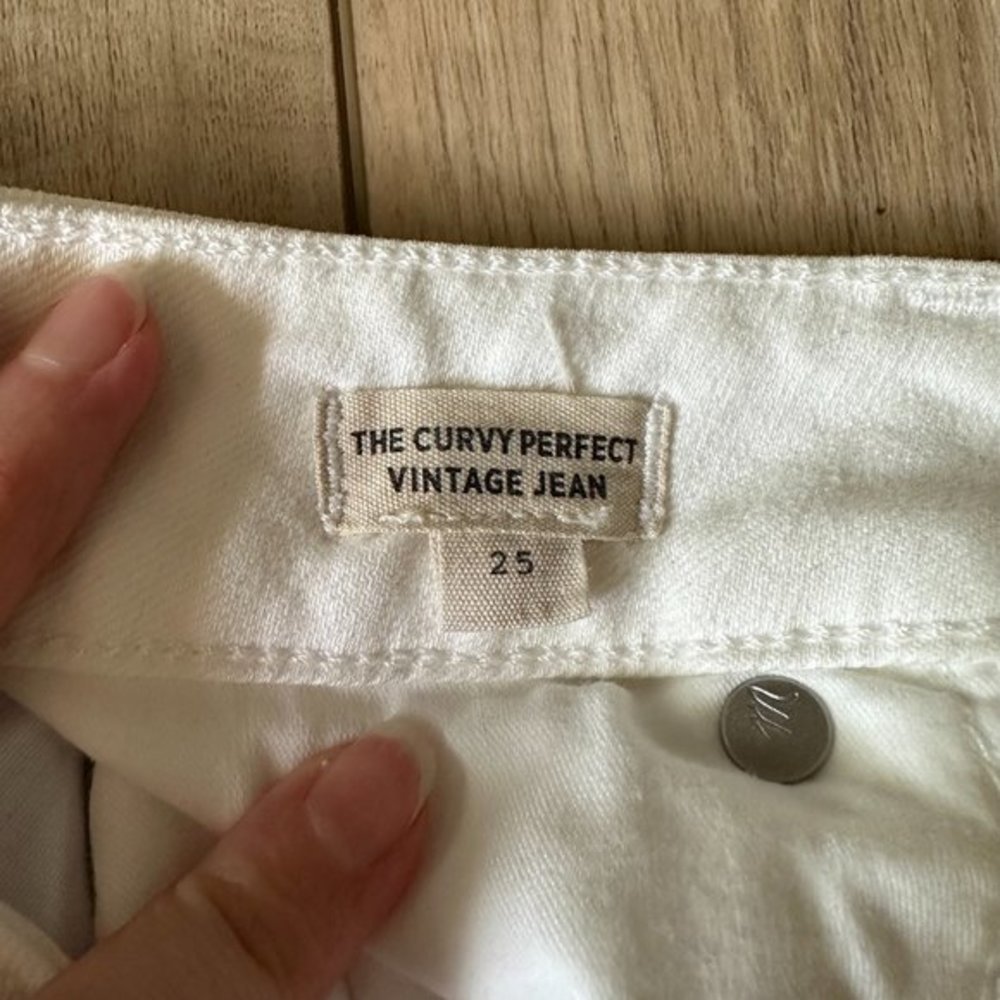 Madewell Curvy Perfect Vintage Jean in Tile White, Size 25 - Picture 3 of 4